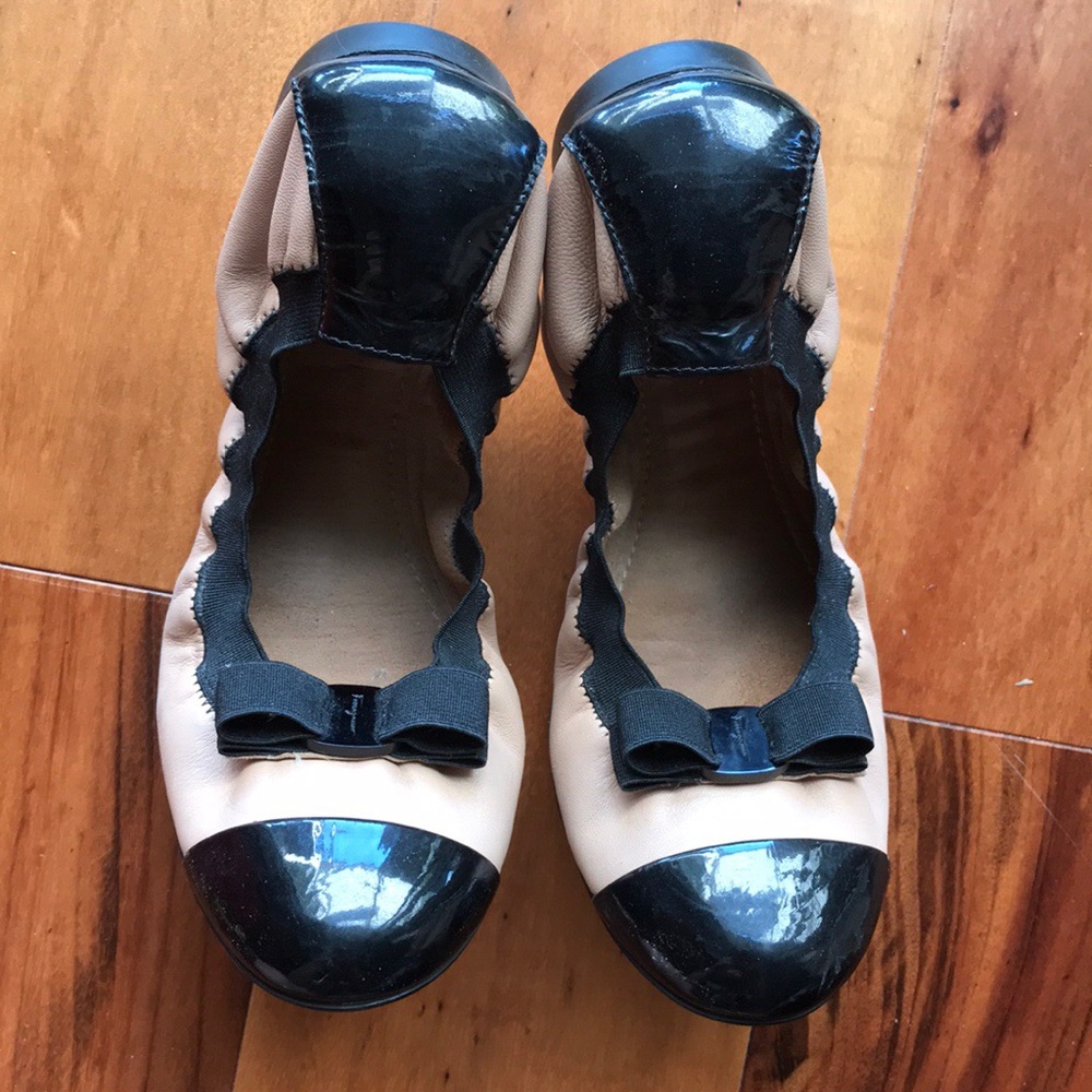 Authentic SALVATORE FERRAGAMO Bow Ballet Flats